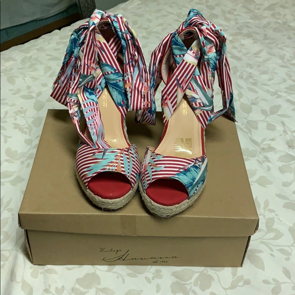 Wedge sandals